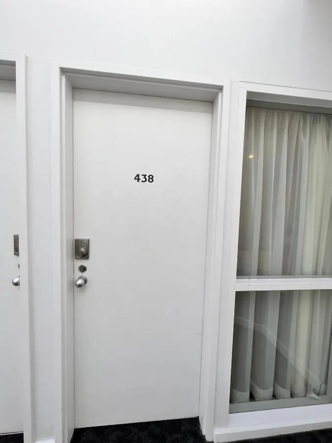 438/247 Entire 1Br Exhotel Room In The Heart Of City アデレード